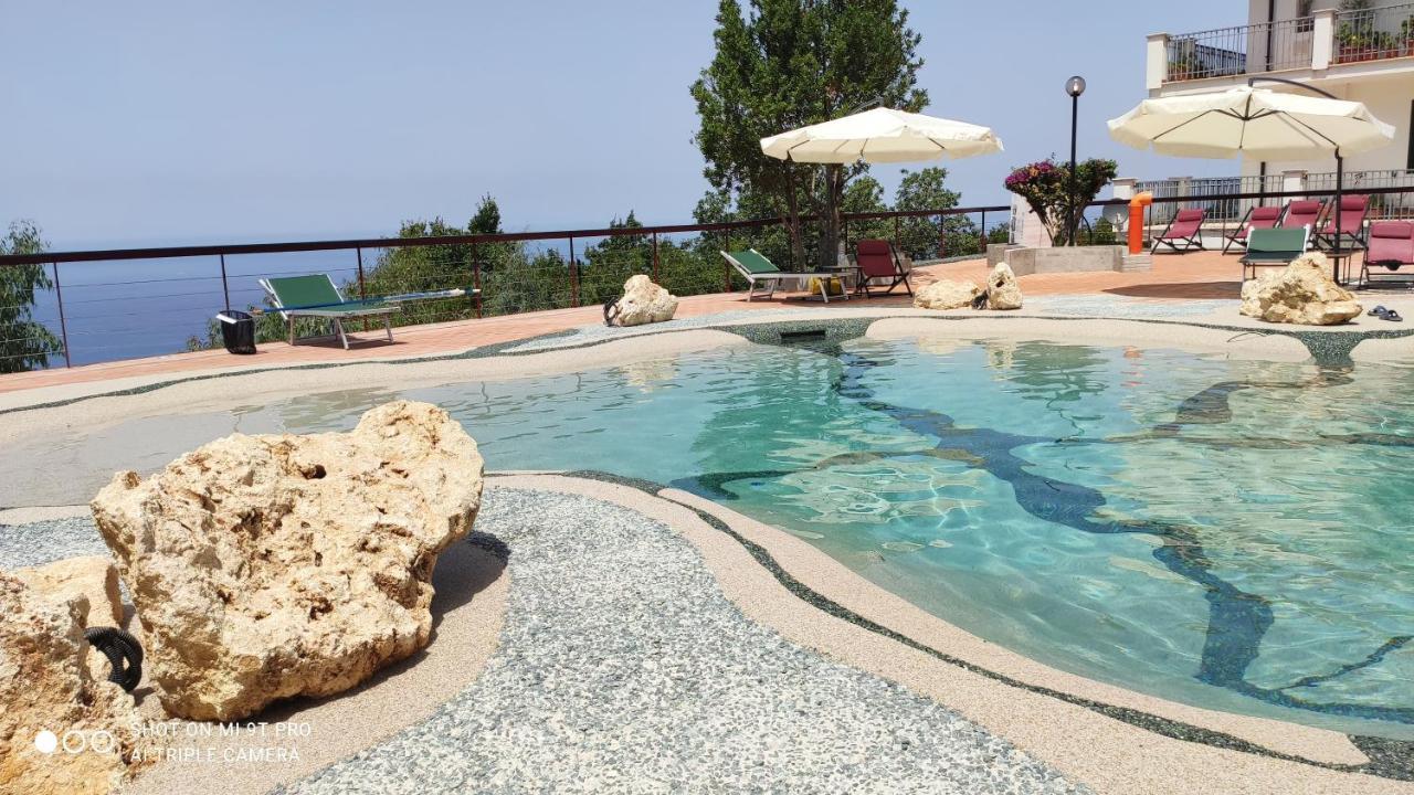 Il Corbezzolo Tropea Residence מראה חיצוני תמונה