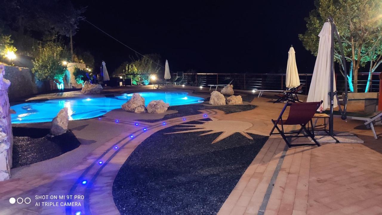 Il Corbezzolo Tropea Residence מראה חיצוני תמונה