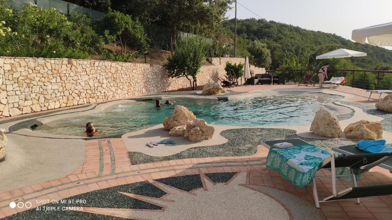 Il Corbezzolo Tropea Residence מראה חיצוני תמונה