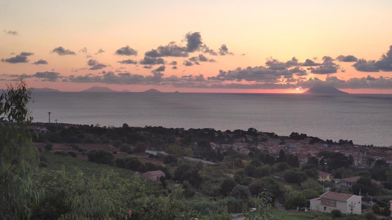 Il Corbezzolo Tropea Residence מראה חיצוני תמונה