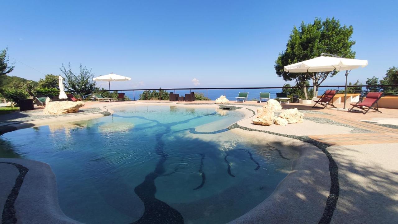 Il Corbezzolo Tropea Residence מראה חיצוני תמונה