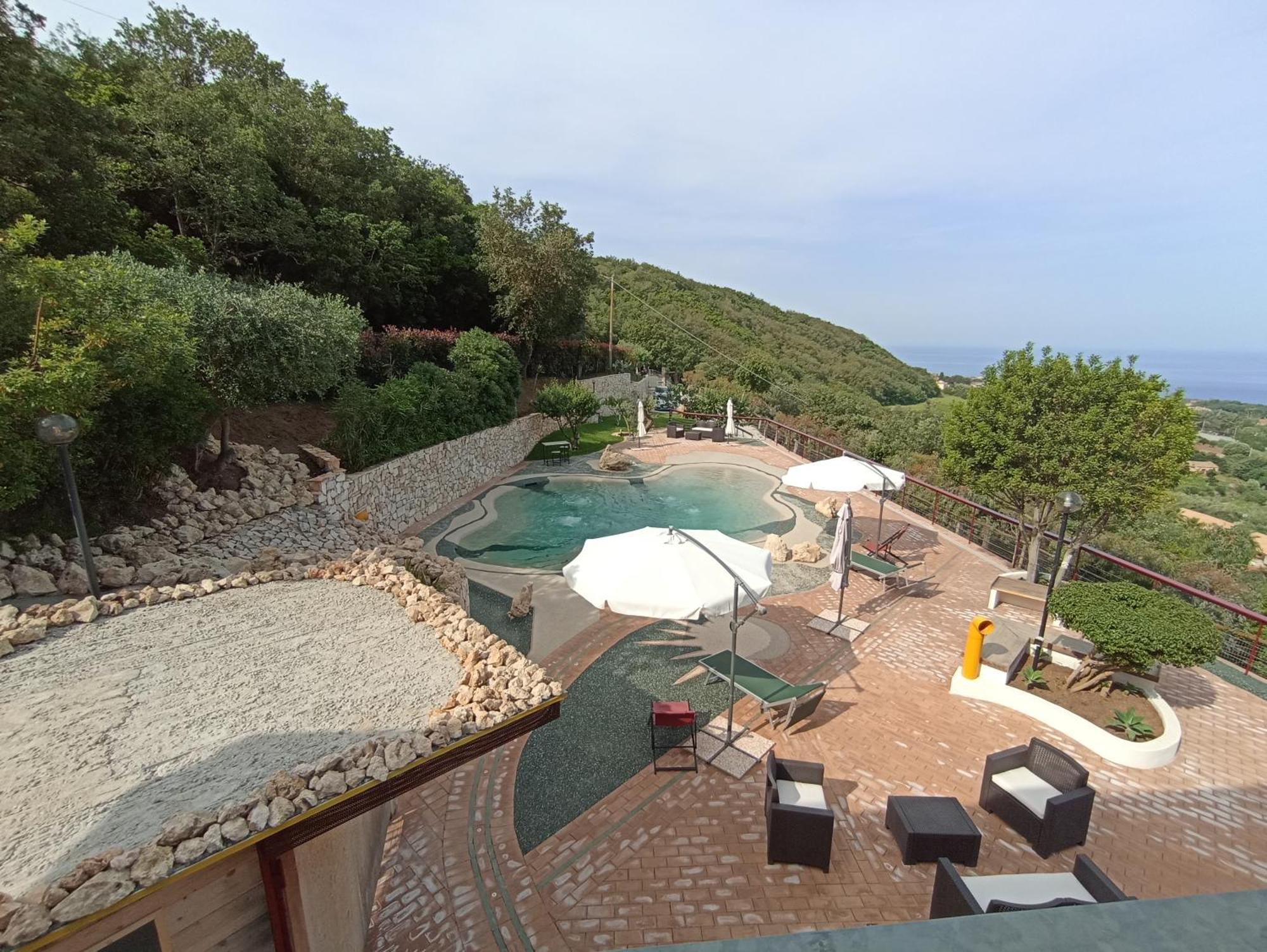 Il Corbezzolo Tropea Residence מראה חיצוני תמונה